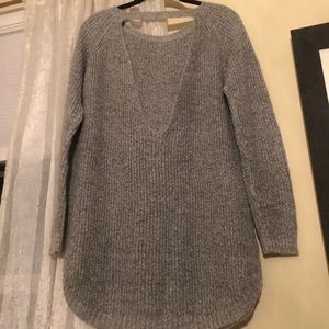 Windsor | Gray Open-Back Tunic